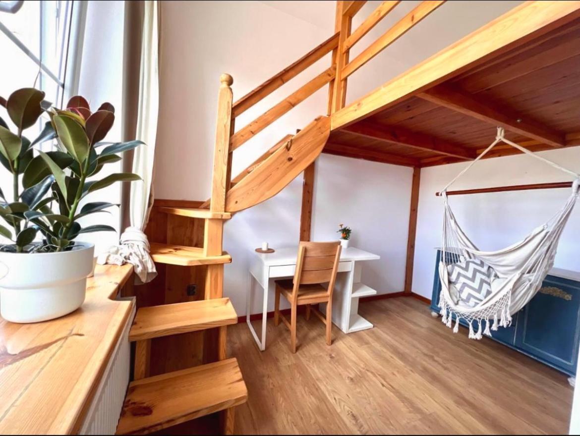 Chic Apartment In The Center Of Cracow Краков Экстерьер фото